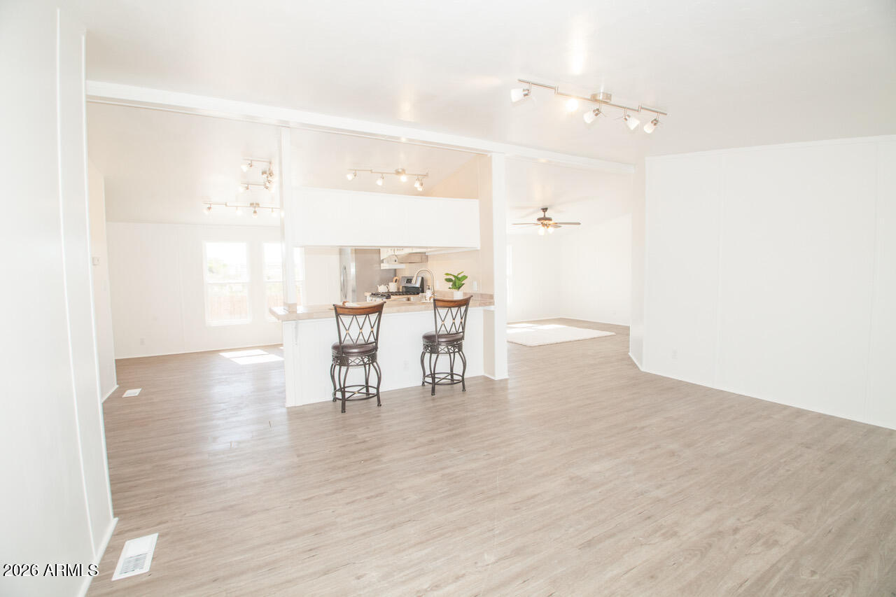 1301 N SADDLEBACK Circle