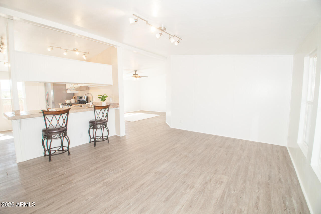 1301 N SADDLEBACK Circle