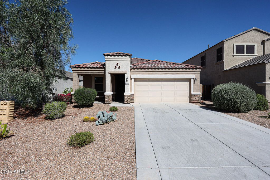 Photo of 30228 W Catalina Drive, Buckeye, AZ 85396 (MLS # 6926948)