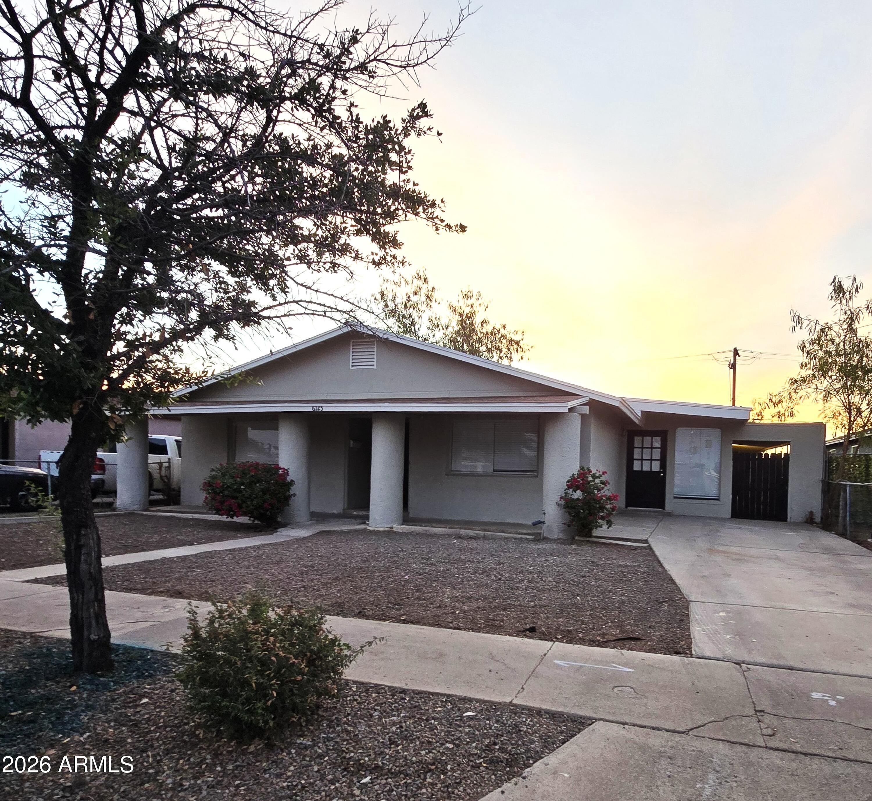 6725 N 55TH Drive