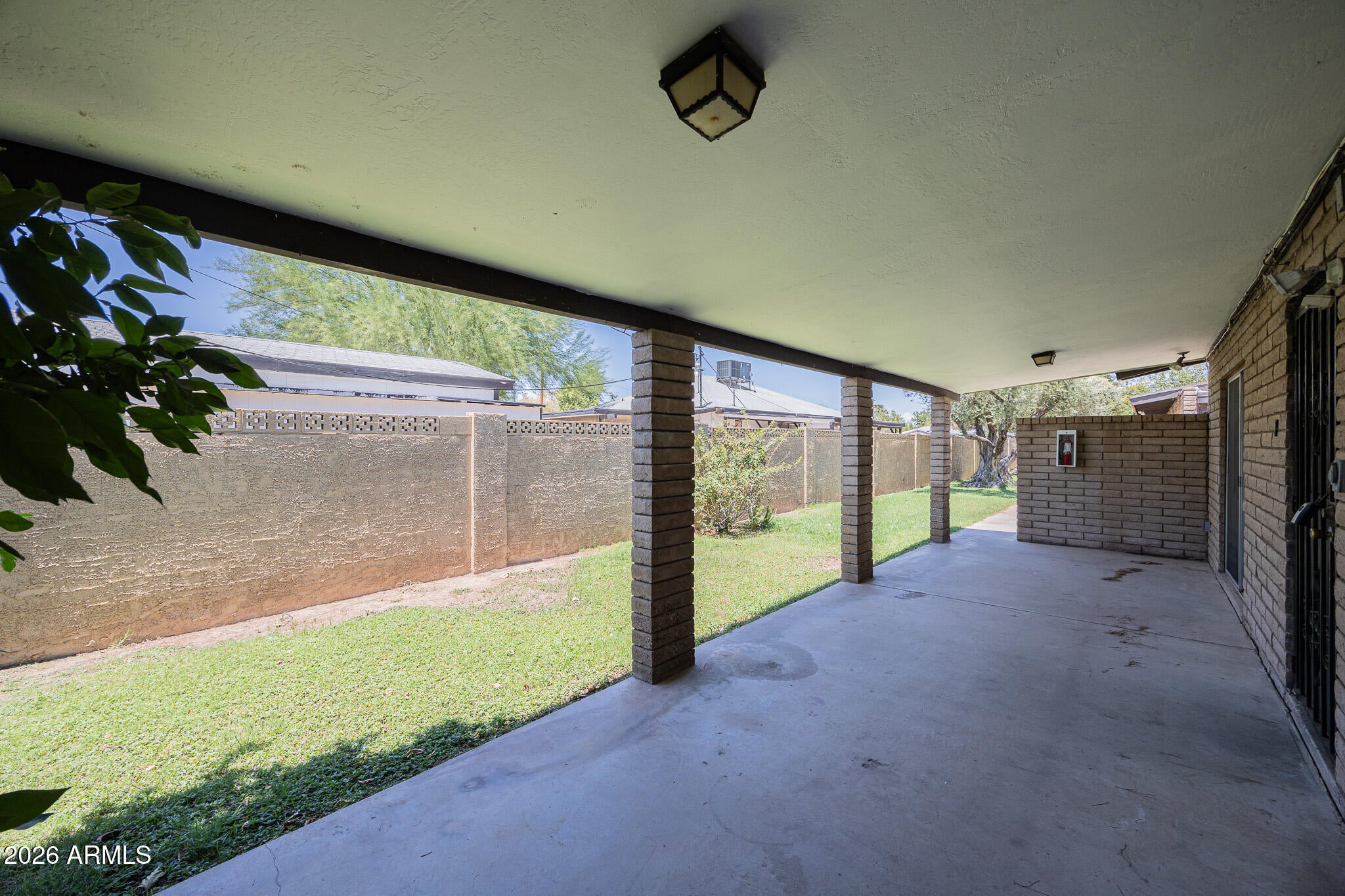 2219 W MORTEN Avenue Apt 3