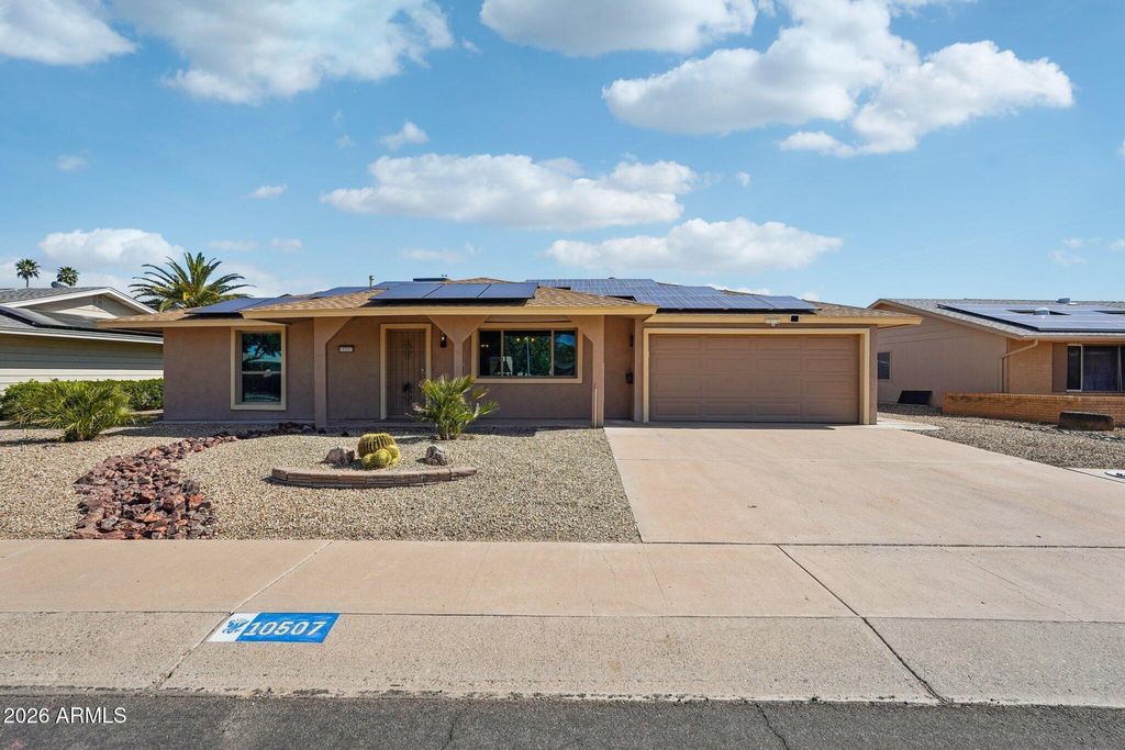 Photo of 10507 W Kingswood Circle, Sun City, AZ 85351 (MLS # 6990947)