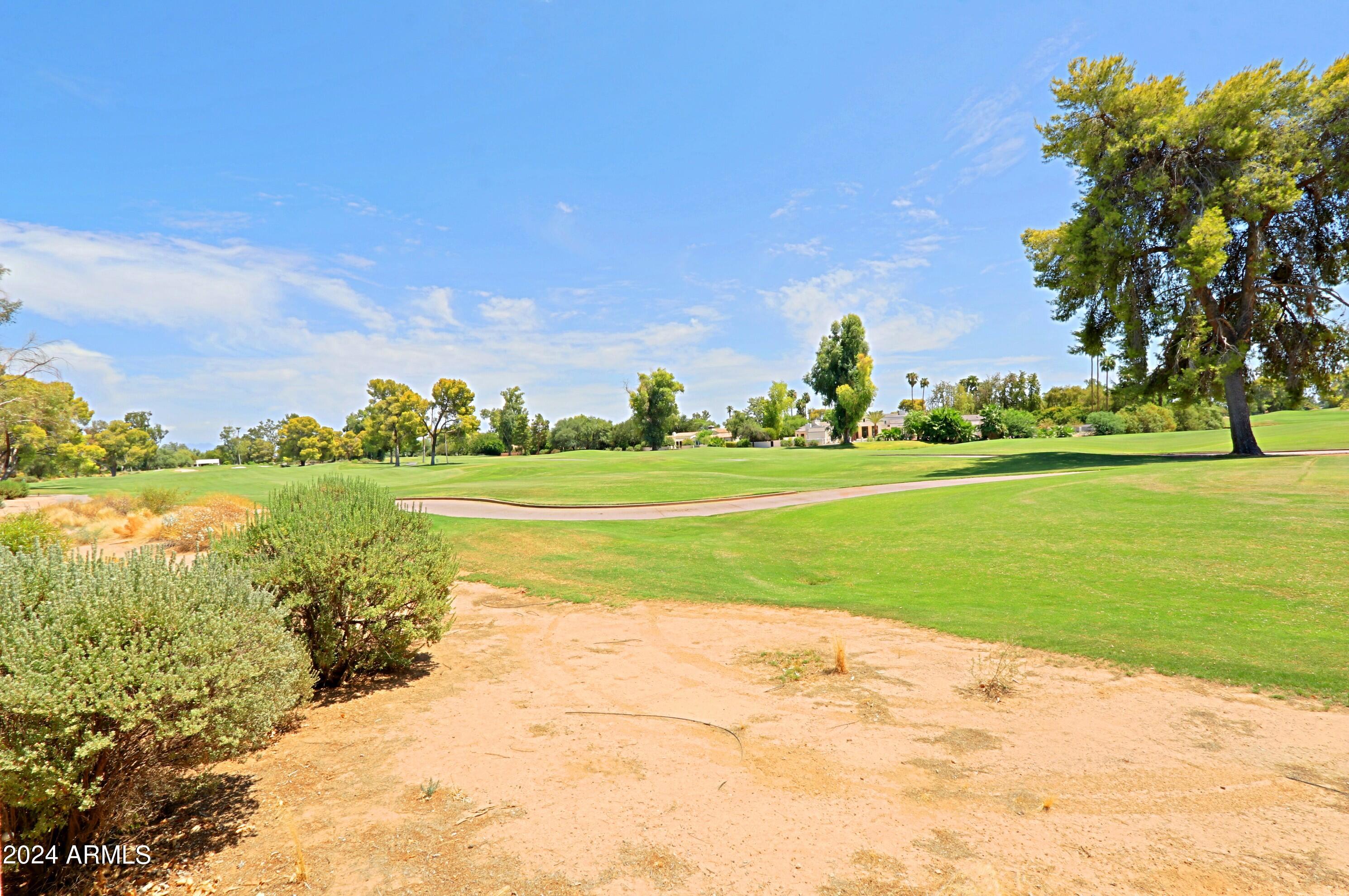 CAMELBACK COUNTRY CLUB ESTATES - Residential