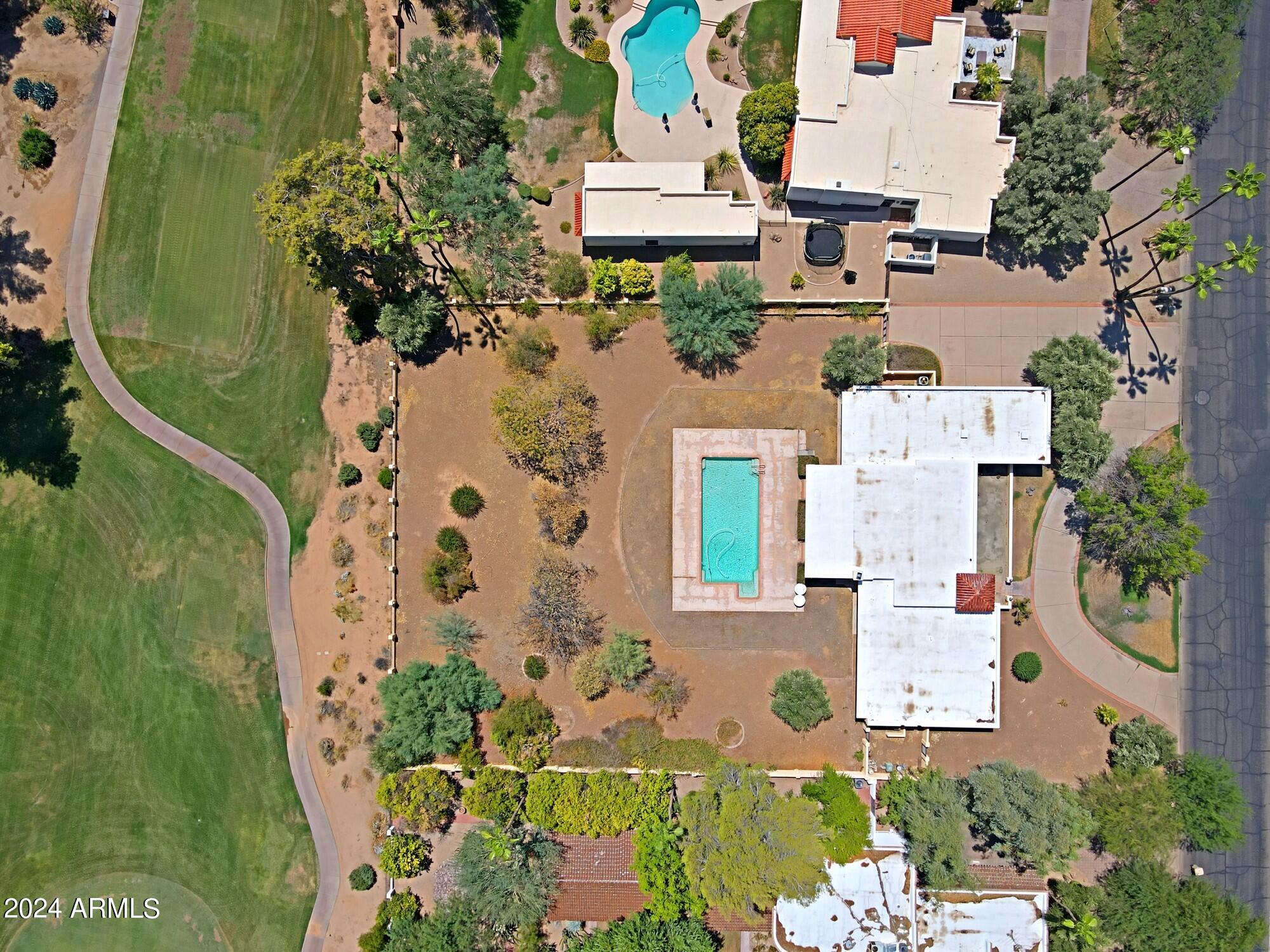 CAMELBACK COUNTRY CLUB ESTATES - Residential
