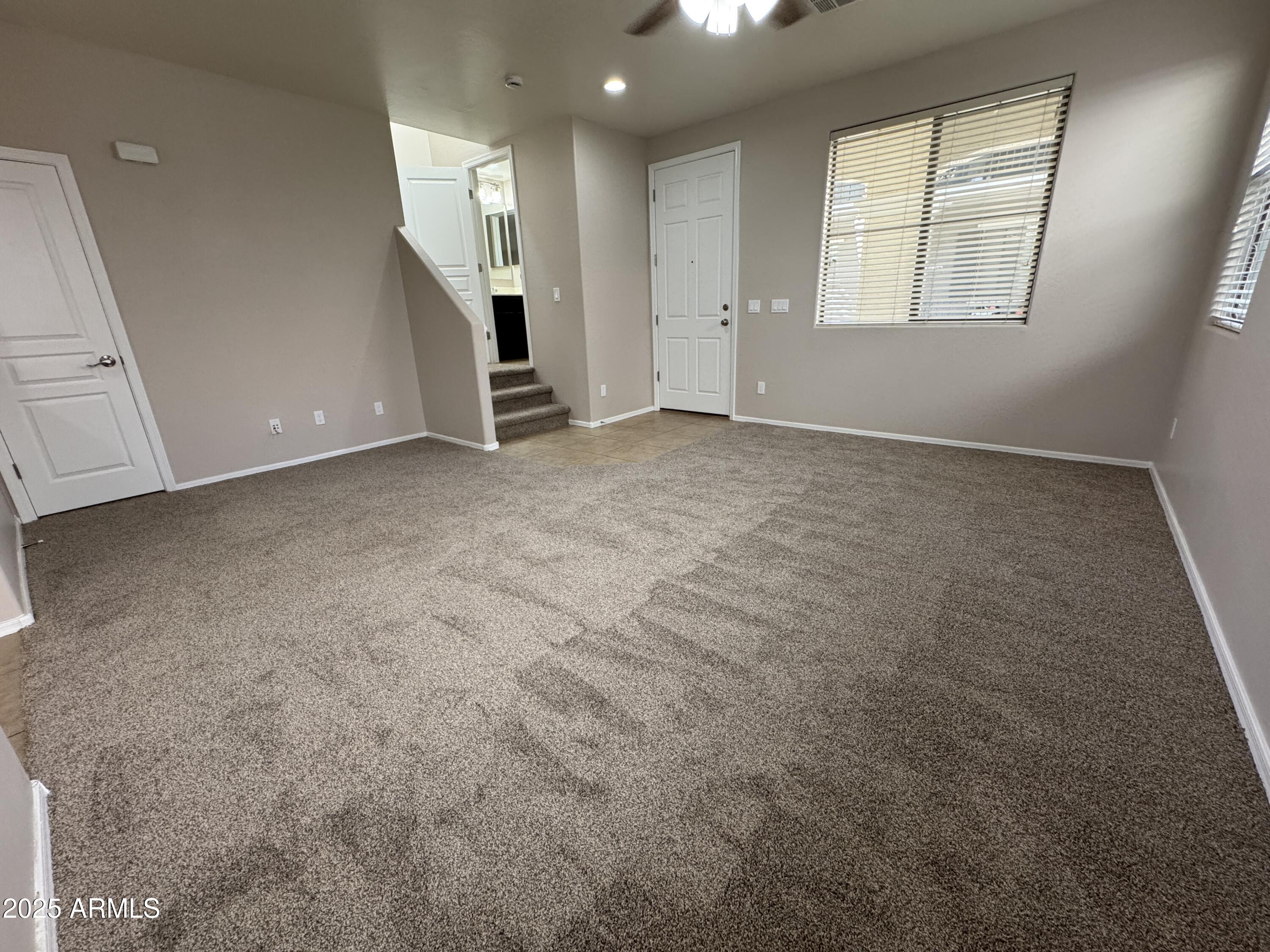 3822 E SANTA FE Lane