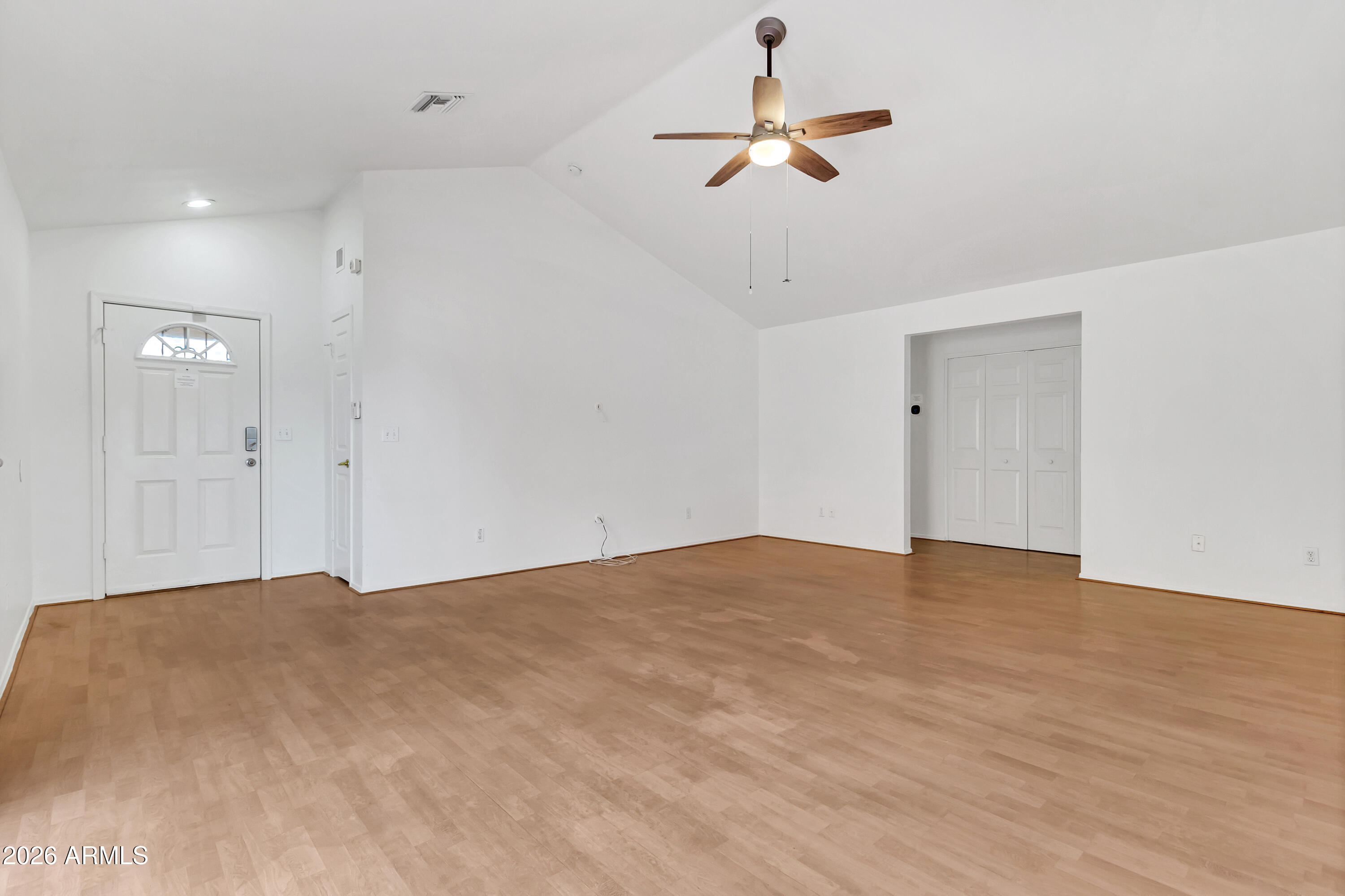 1722 N COMANCHE Drive