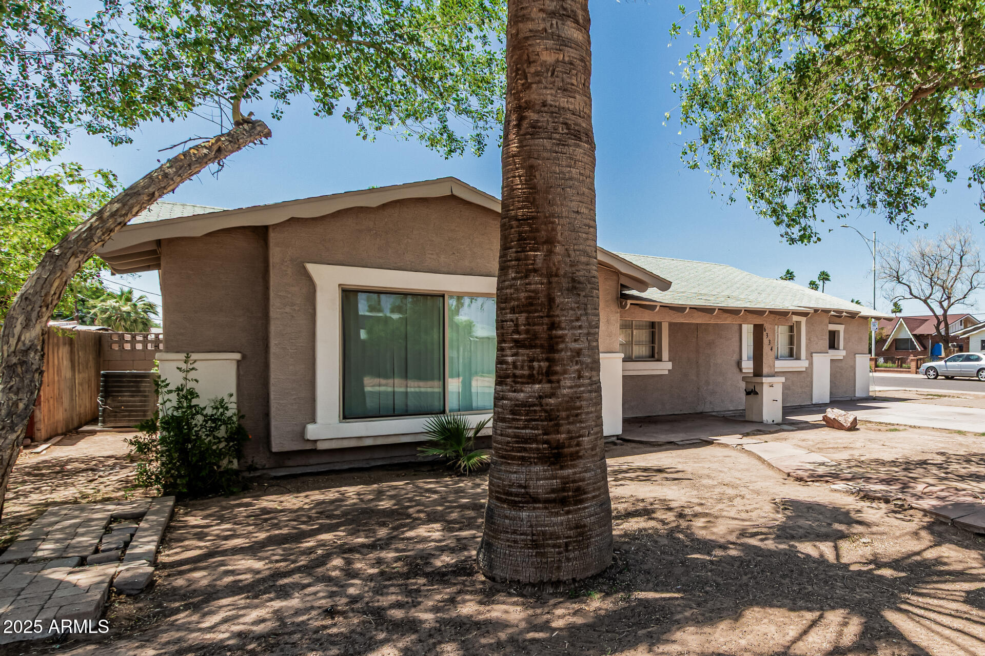Homes 2 6334 N 37TH Avenue