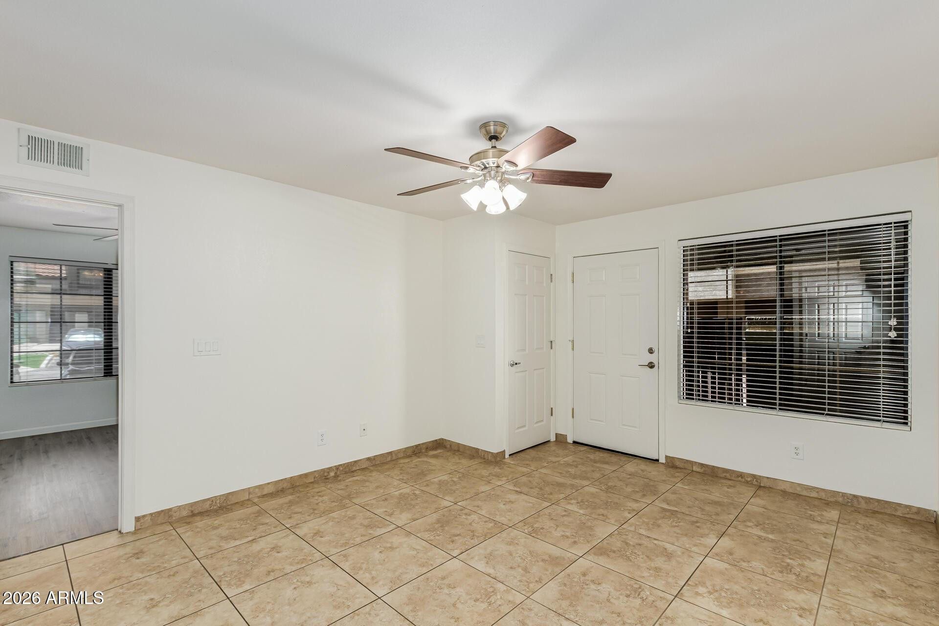 1905 E University Drive Unit 117