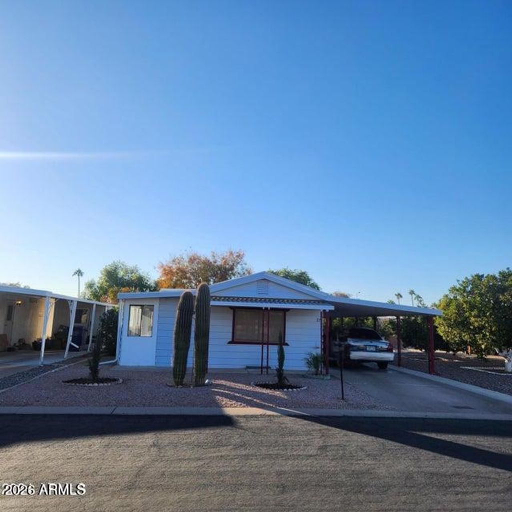 Photo of 3160 E Main Street E #72, Mesa, AZ 85213 (MLS # 6974237)