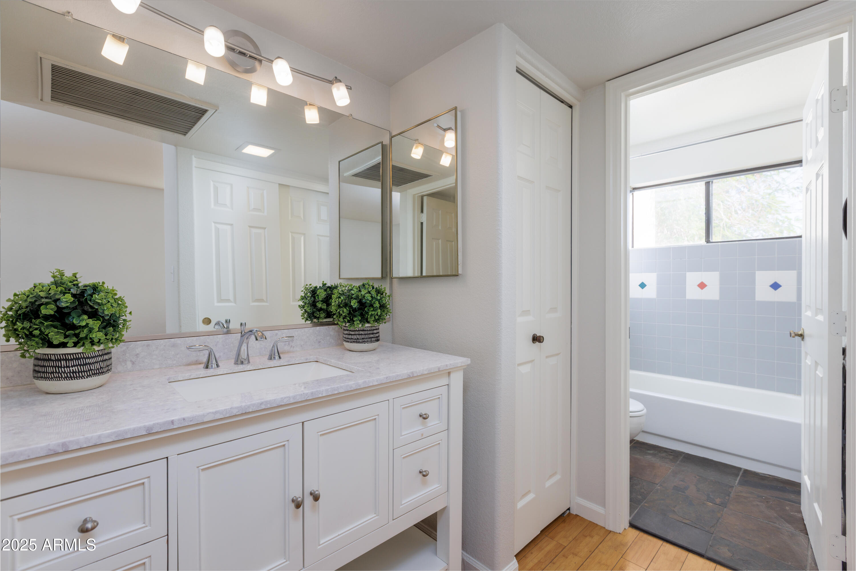 1025 E Highland Avenue 30