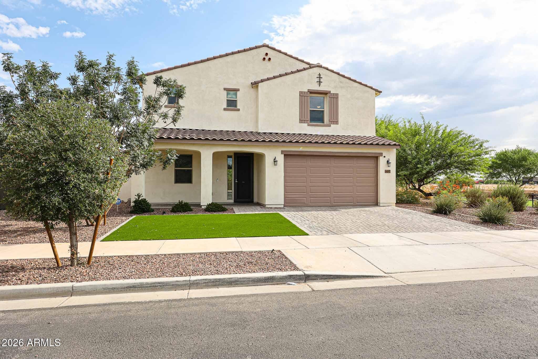 14090 W OLD OAK Lane