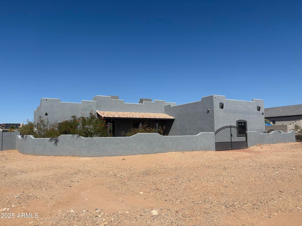 Photo of 10302 W Pinnacle Peak Road, Peoria, AZ 85383 (MLS # 6929508)