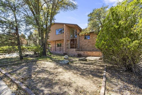Single Family Residence in Prescott AZ 334 Plaza Drive 9.jpg