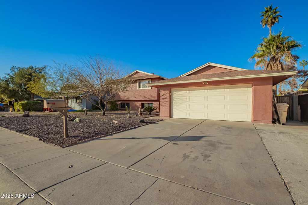 Photo of 4610 W Marshall Avenue, Glendale, AZ 85301 (MLS # 6977642)