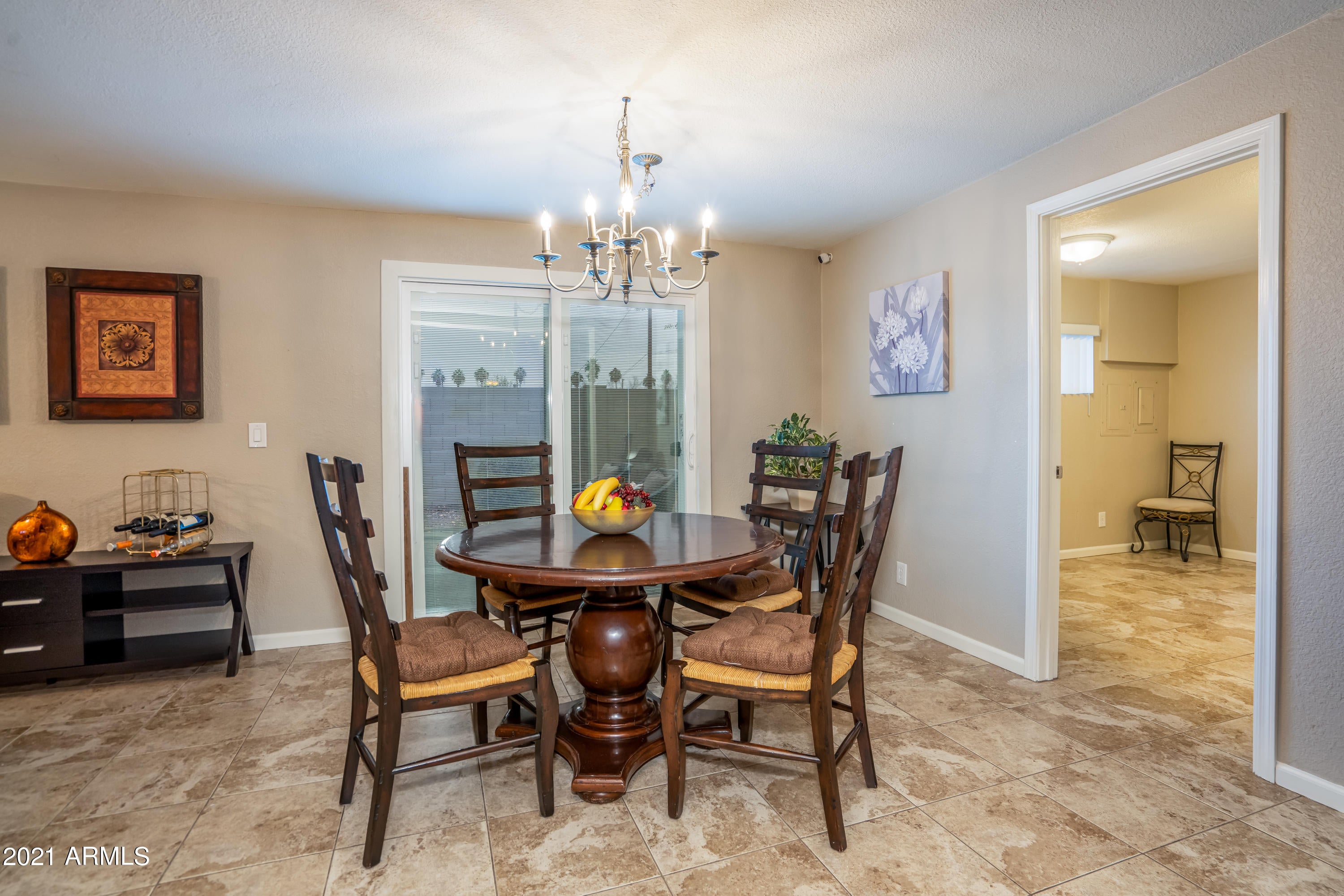 1332 W 6TH Street