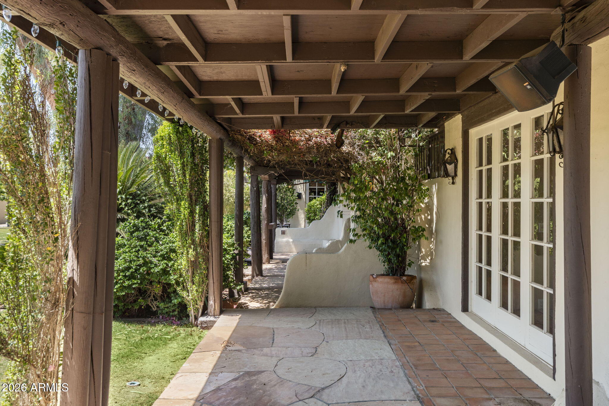 HACIENDA GRANADA 2 - Residential