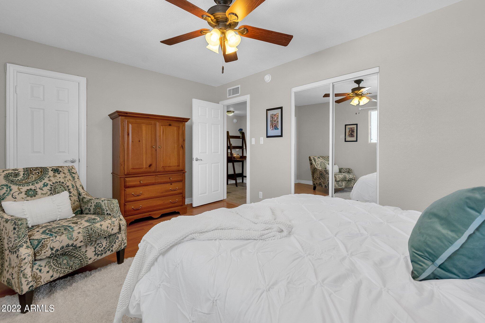 14247 N BOXWOOD Lane