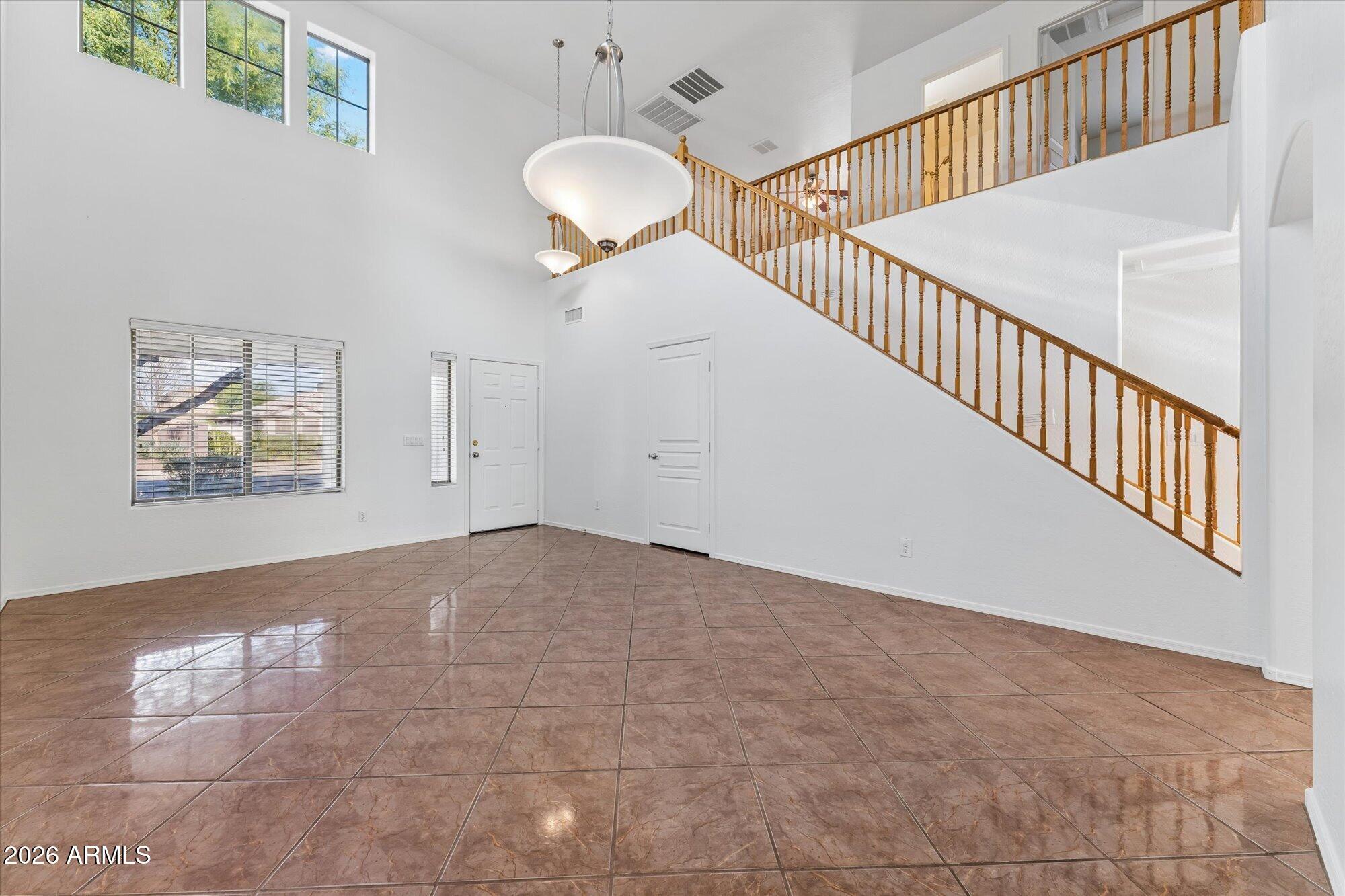 2818 N 106TH Lane