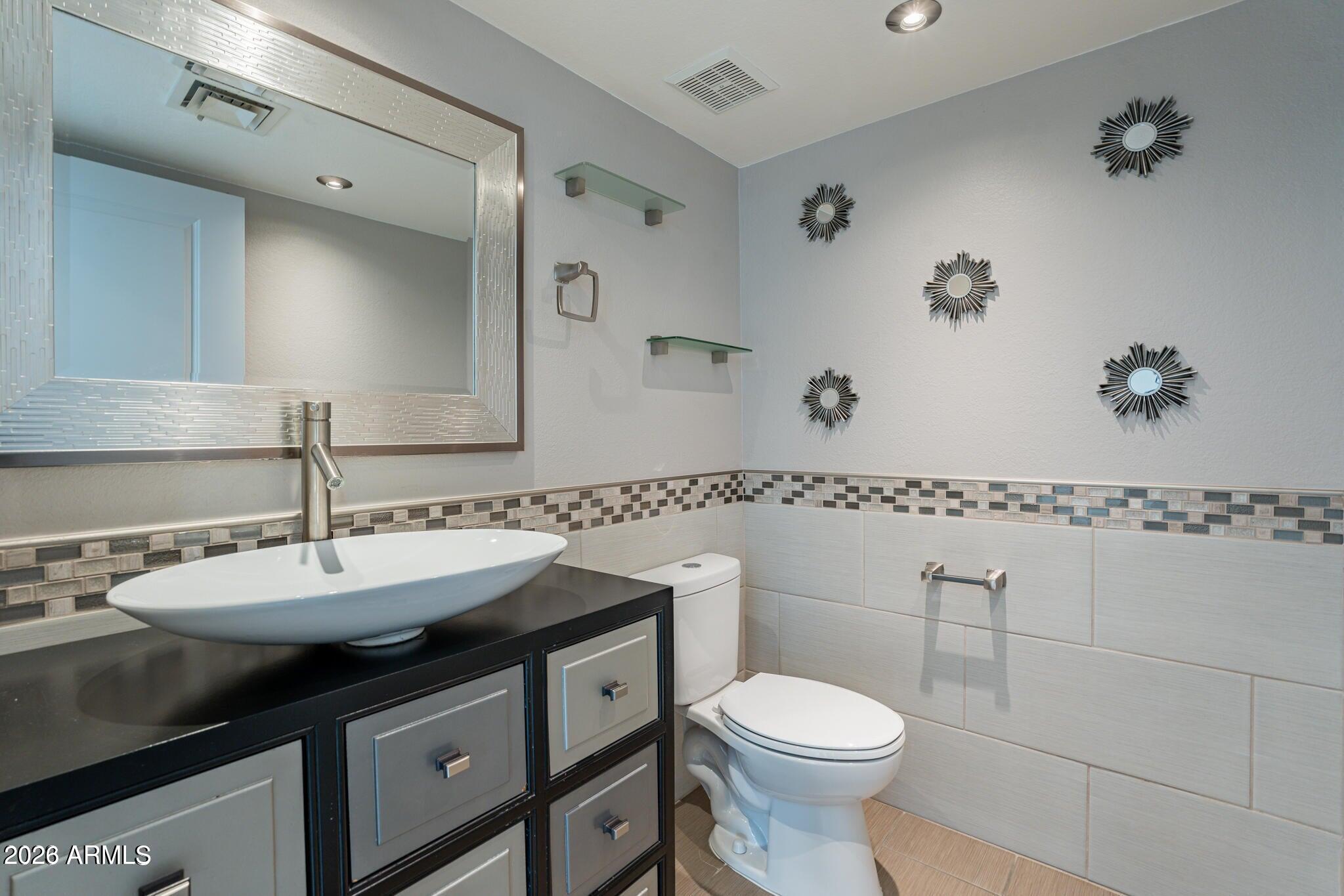 OVERLAND TRAIL 4 - Residential