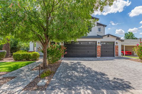3841 E DEVONSHIRE Avenue Phoenix AZ 85018
