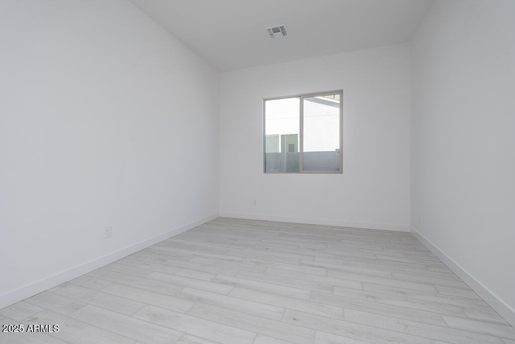 1982 E Empeltre Road