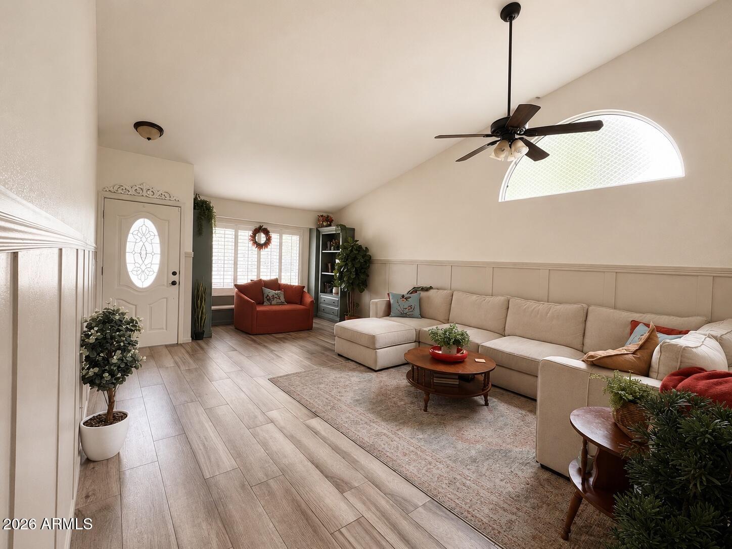 1929 E MARQUETTE Drive