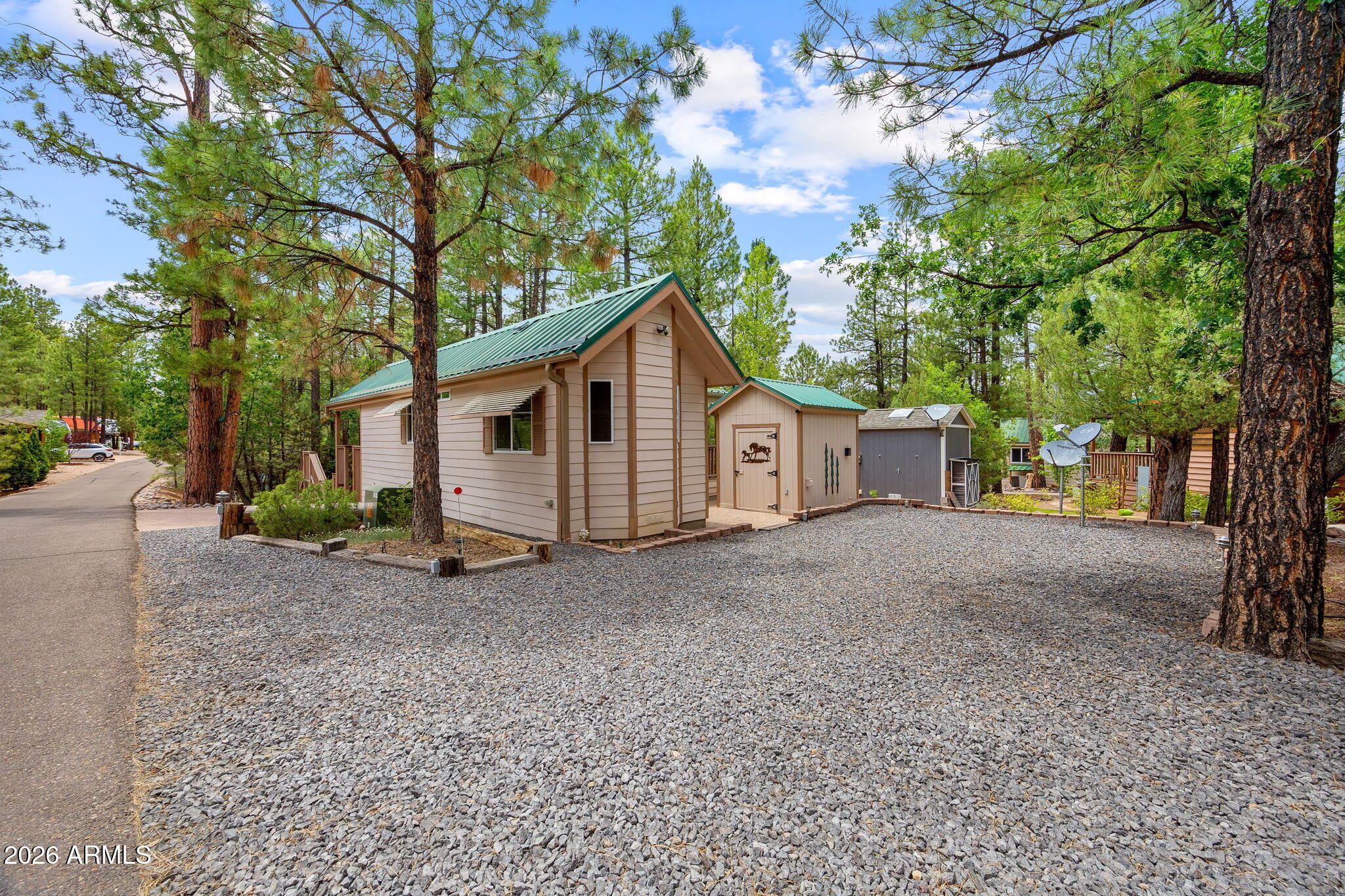 2280 E Saddlebag Lane