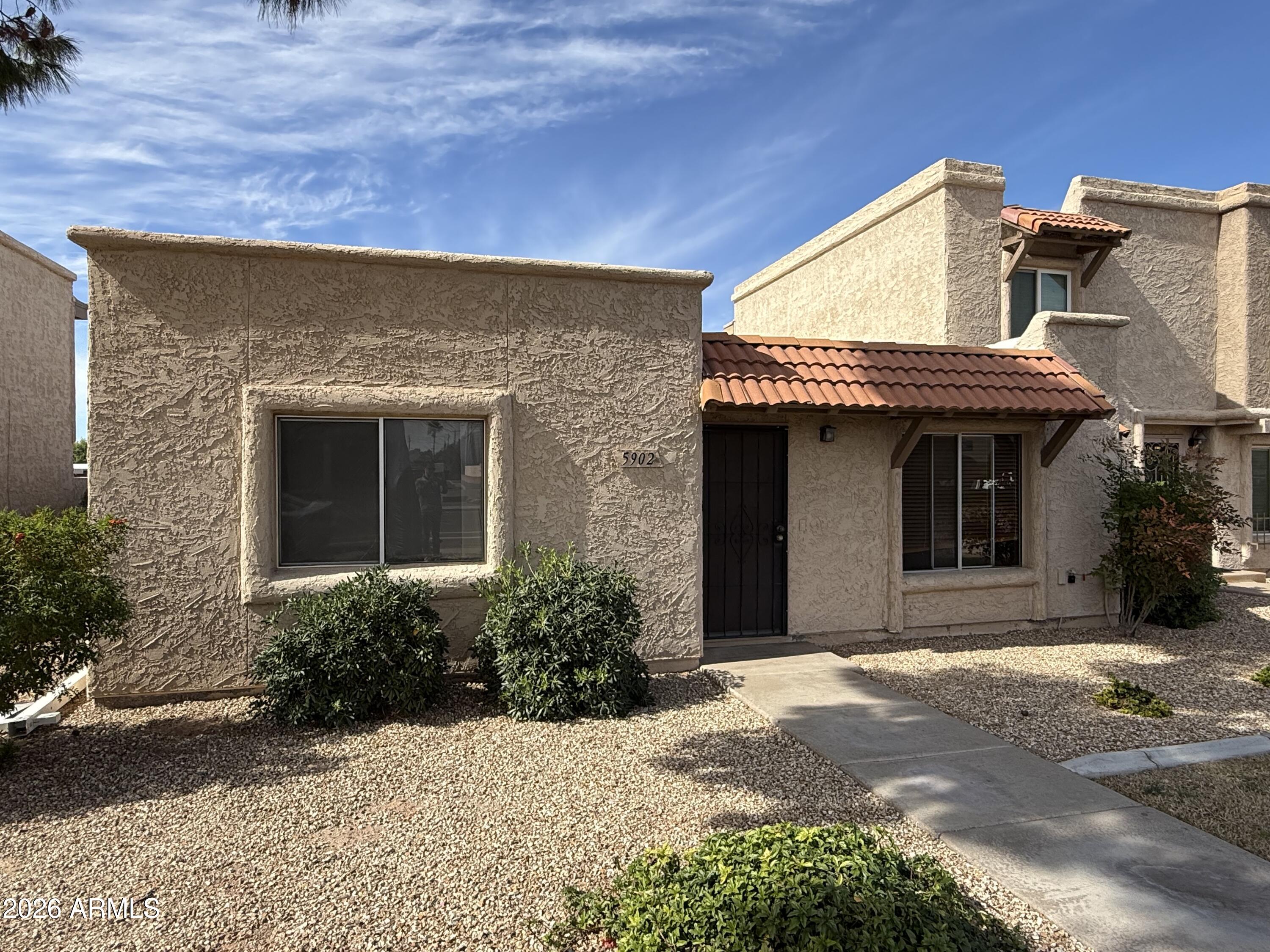 5902 N GRANITE REEF Road