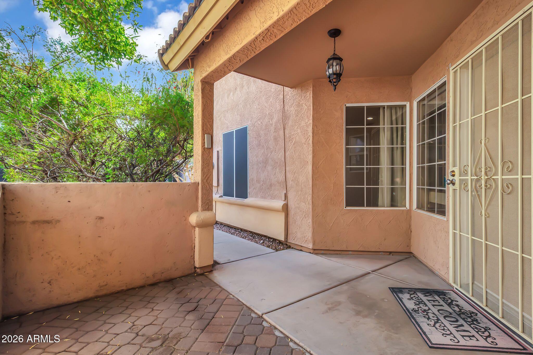 7506 E NAVARRO Avenue