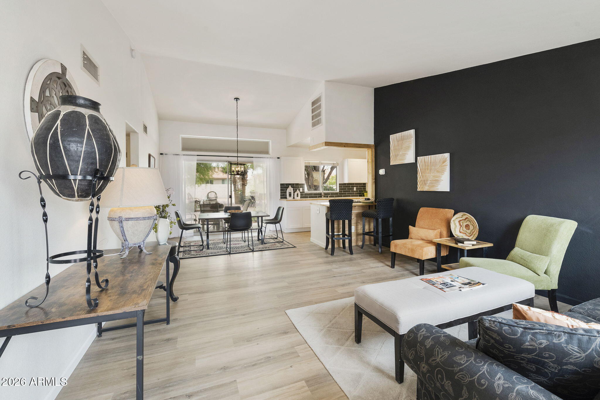 11135 E ELMHURST Drive