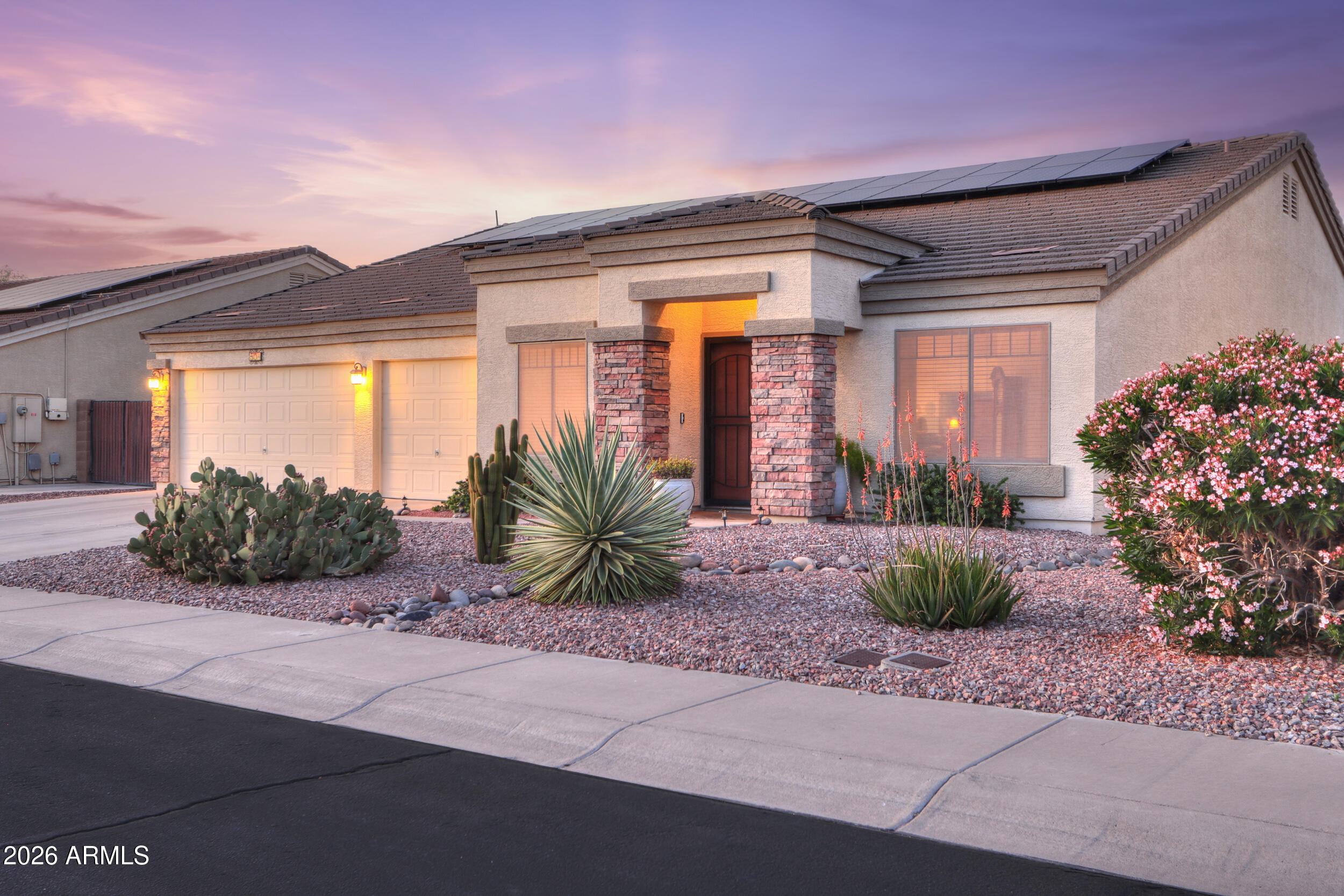 504 E BLACK DIAMOND Drive