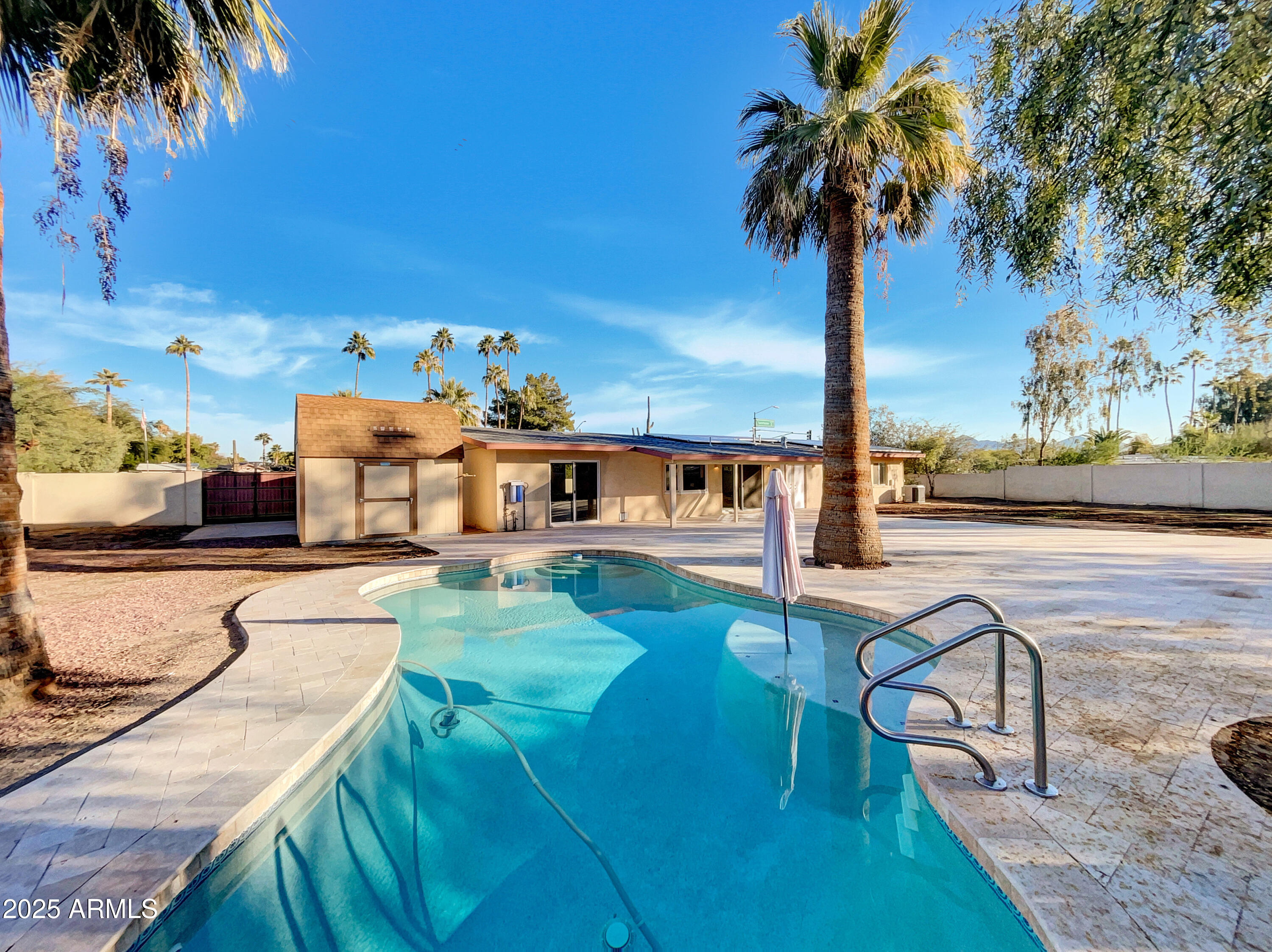 6325 E SWEETWATER Avenue