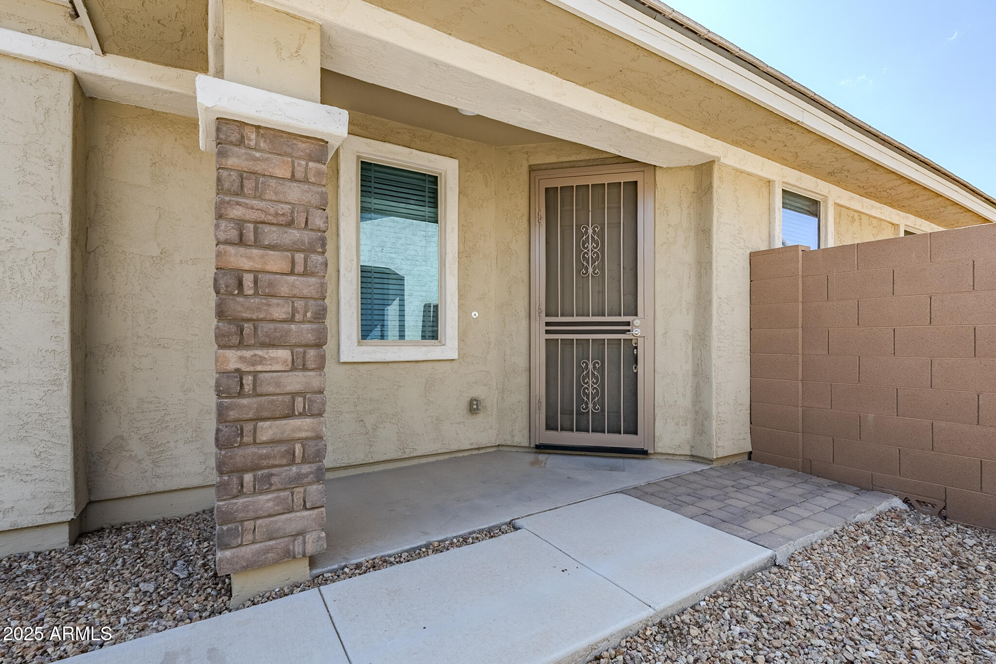 41279 W ELM Drive
