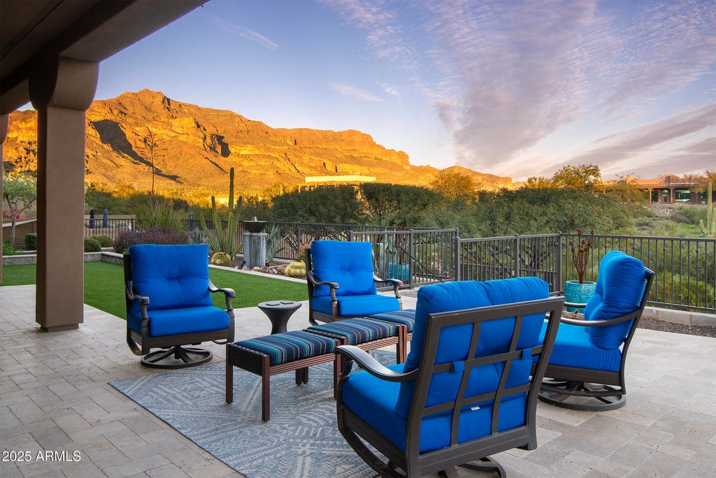 Photo of 4143 S Willow Springs Trail, Gold Canyon, AZ 85118 (MLS # 6955913)