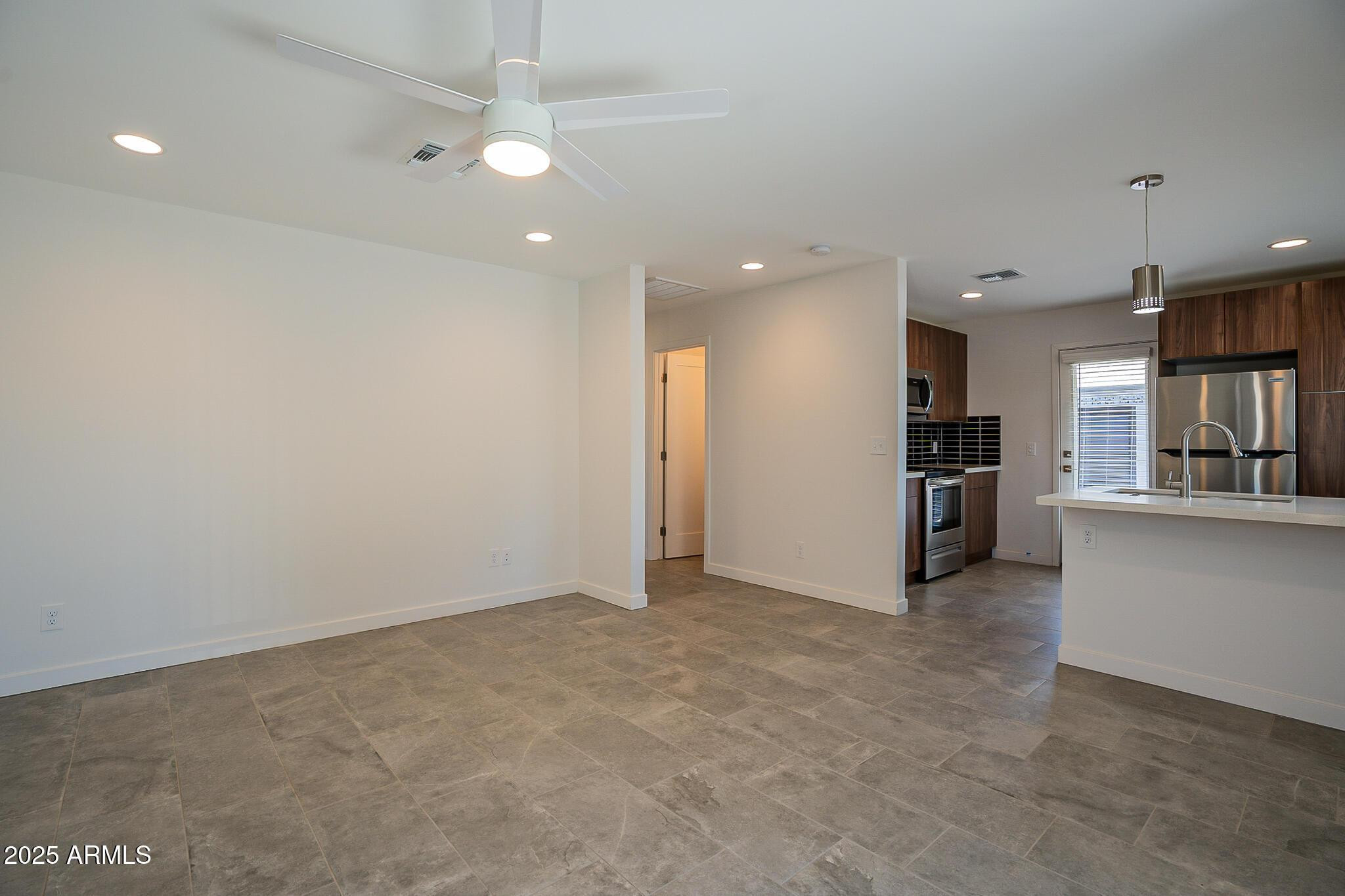 6227 N 13th Place Apt 2