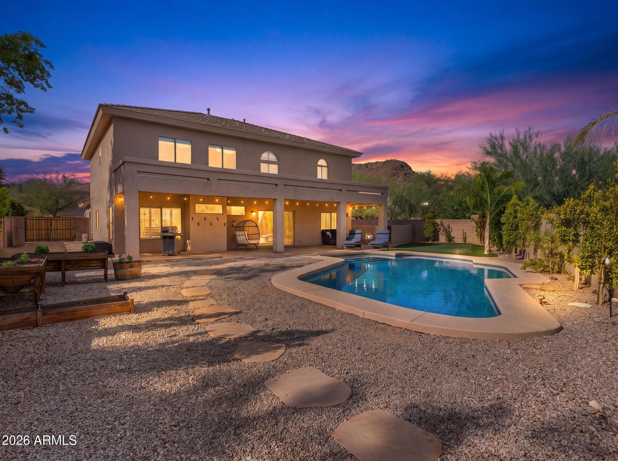 2405 W BARBIE Lane