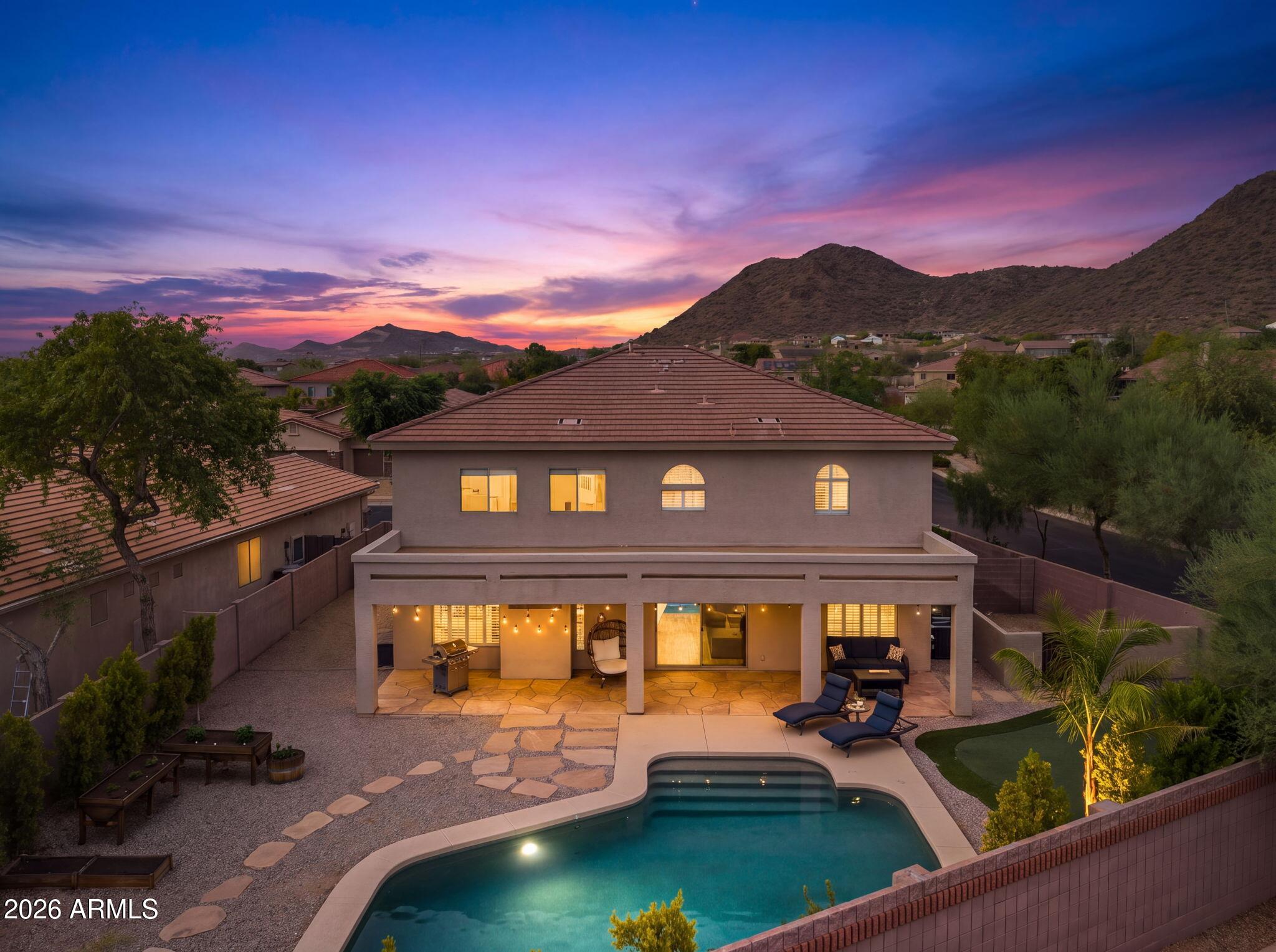2405 W BARBIE Lane