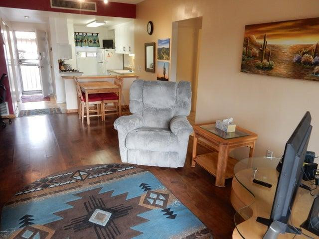 6125 E Indian School Road 103