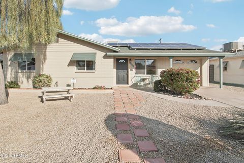 2042 W STELLA Lane Phoenix AZ 85015