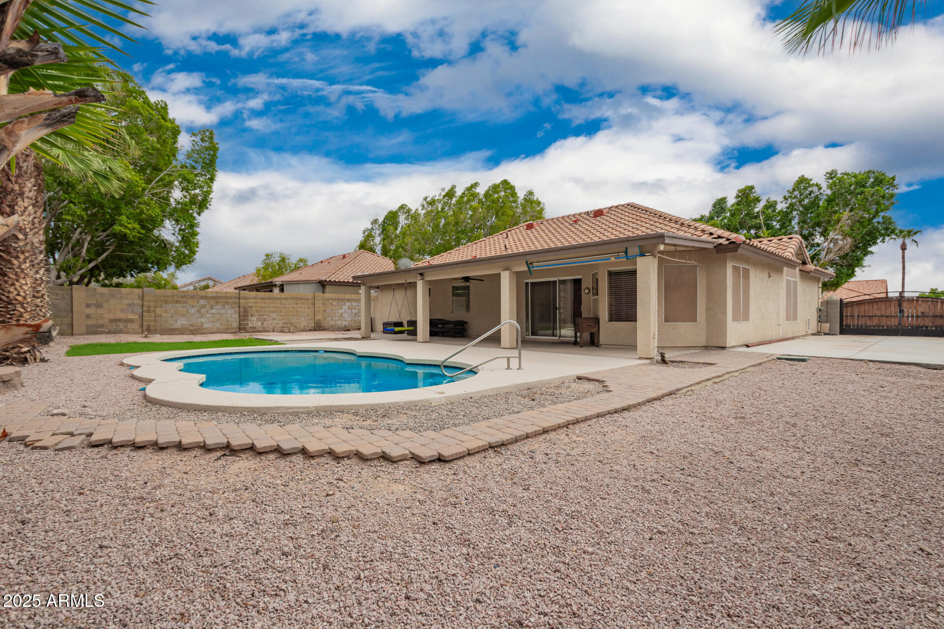 6424 E QUARTZ Street