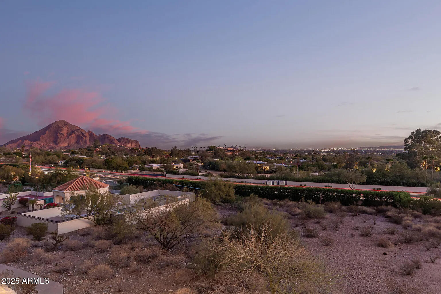 3800 E LINCOLN Drive 23