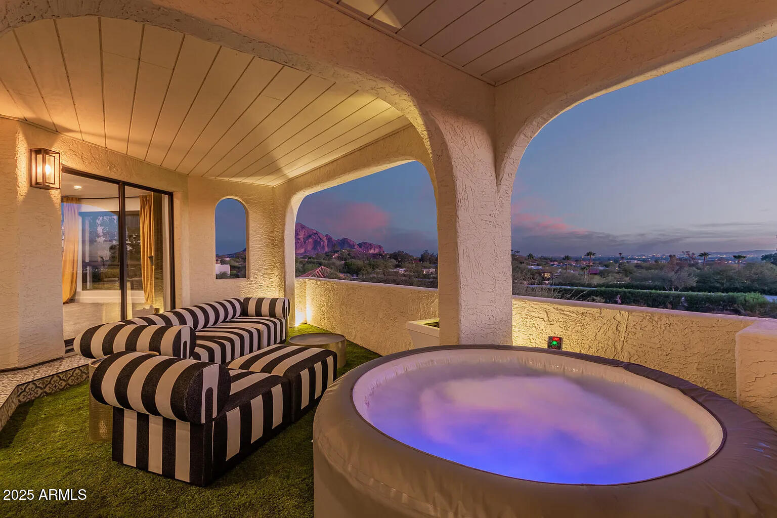 3800 E LINCOLN Drive 23