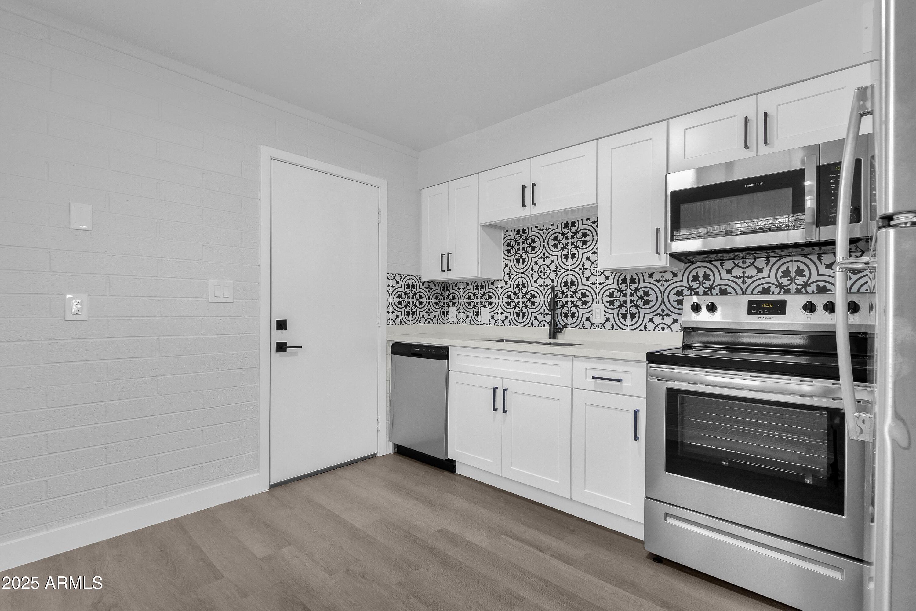 EAST CITRUS ACRES PLAT A - Residential Income