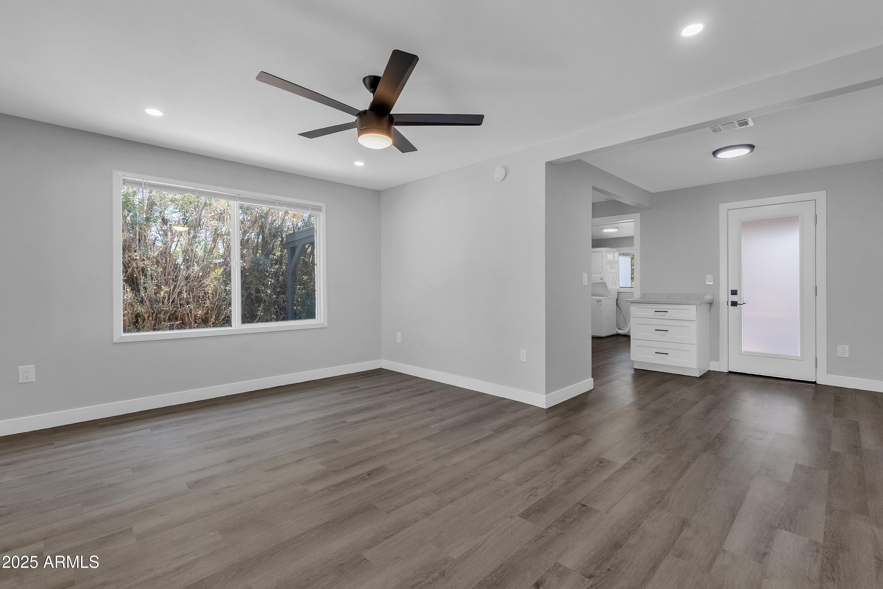 EAST CITRUS ACRES PLAT A - Residential Income