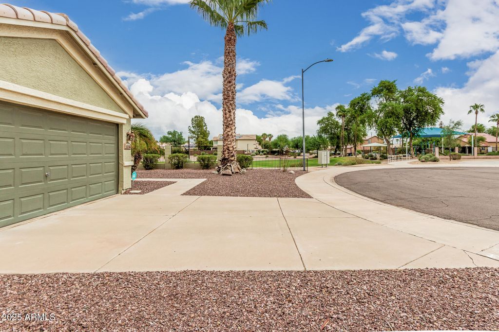 Photo of 16166 W Tonto Street, Goodyear, AZ 85338 (MLS # 6915714)