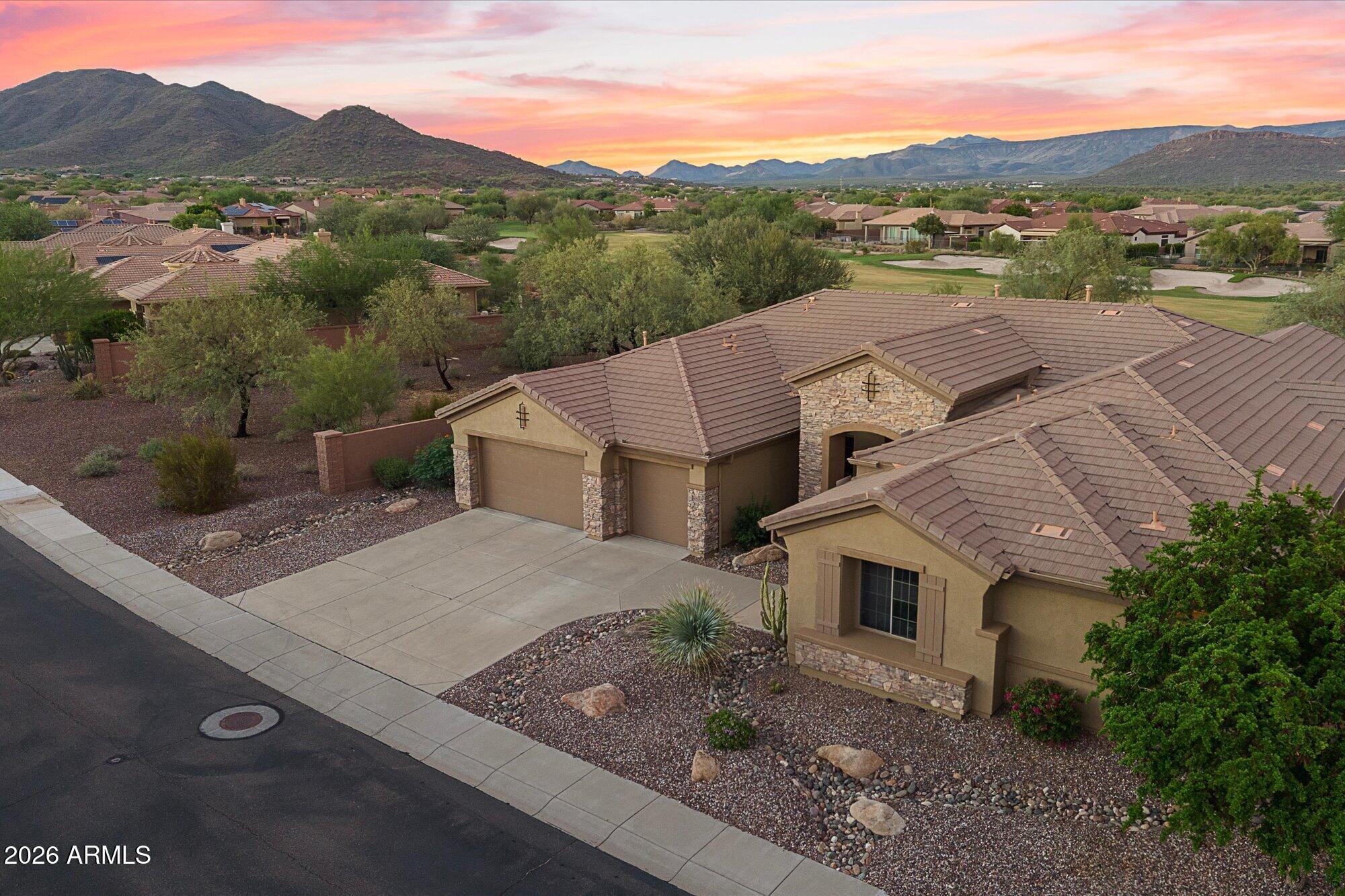 40515 N Candlewyck Lane