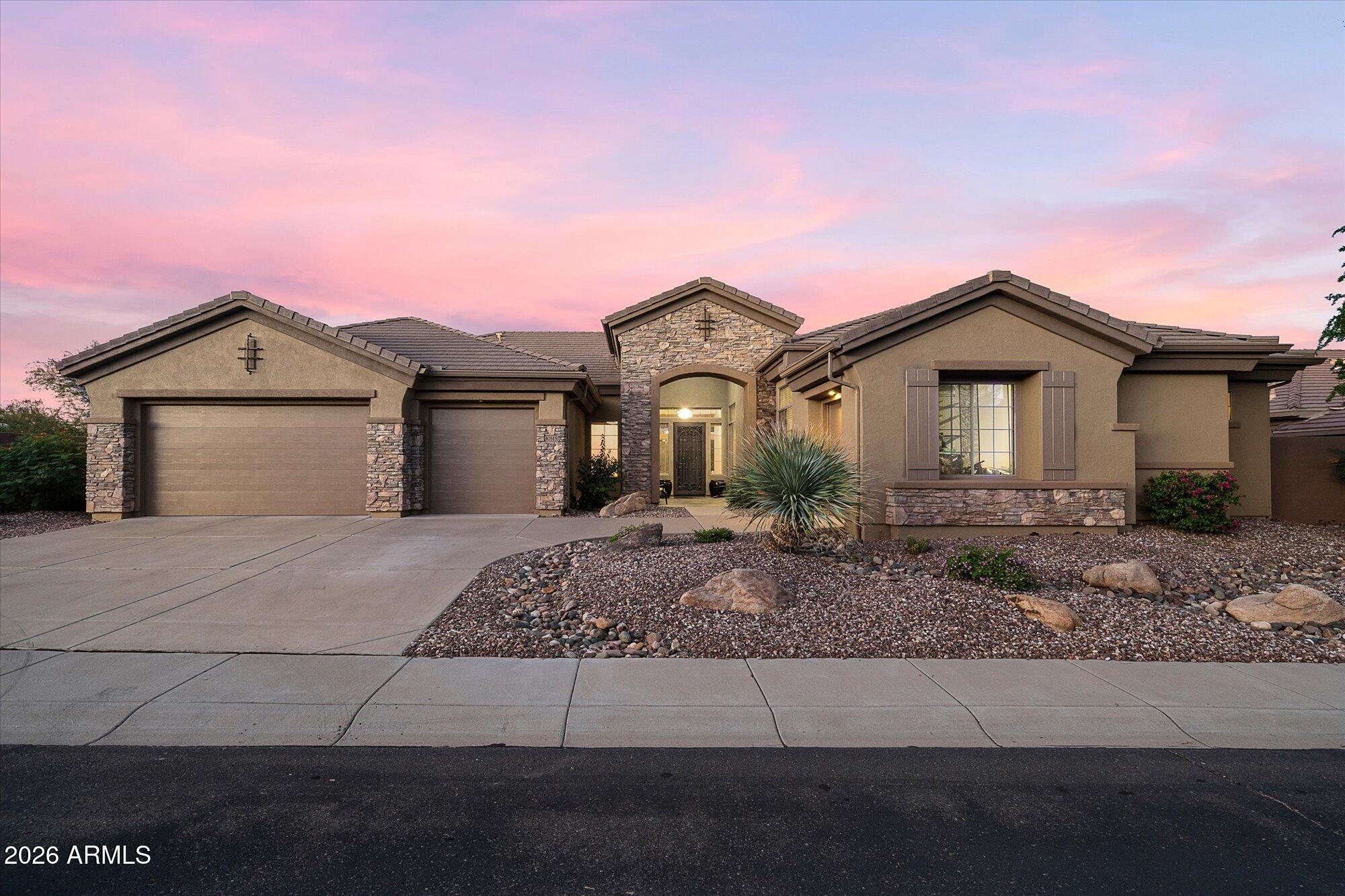 40515 N Candlewyck Lane