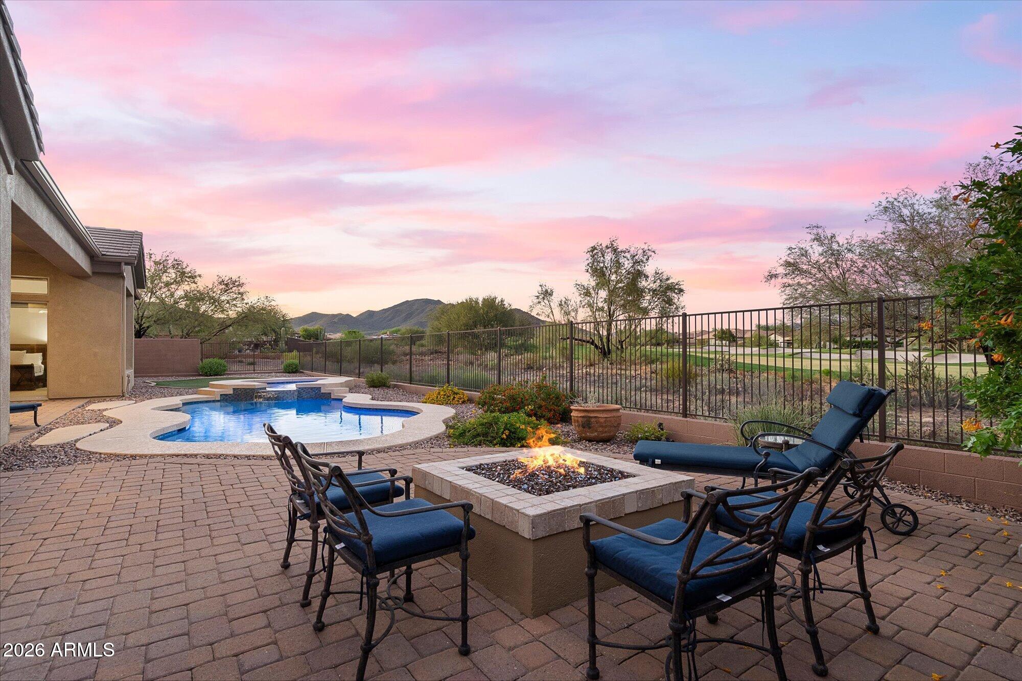 40515 N Candlewyck Lane