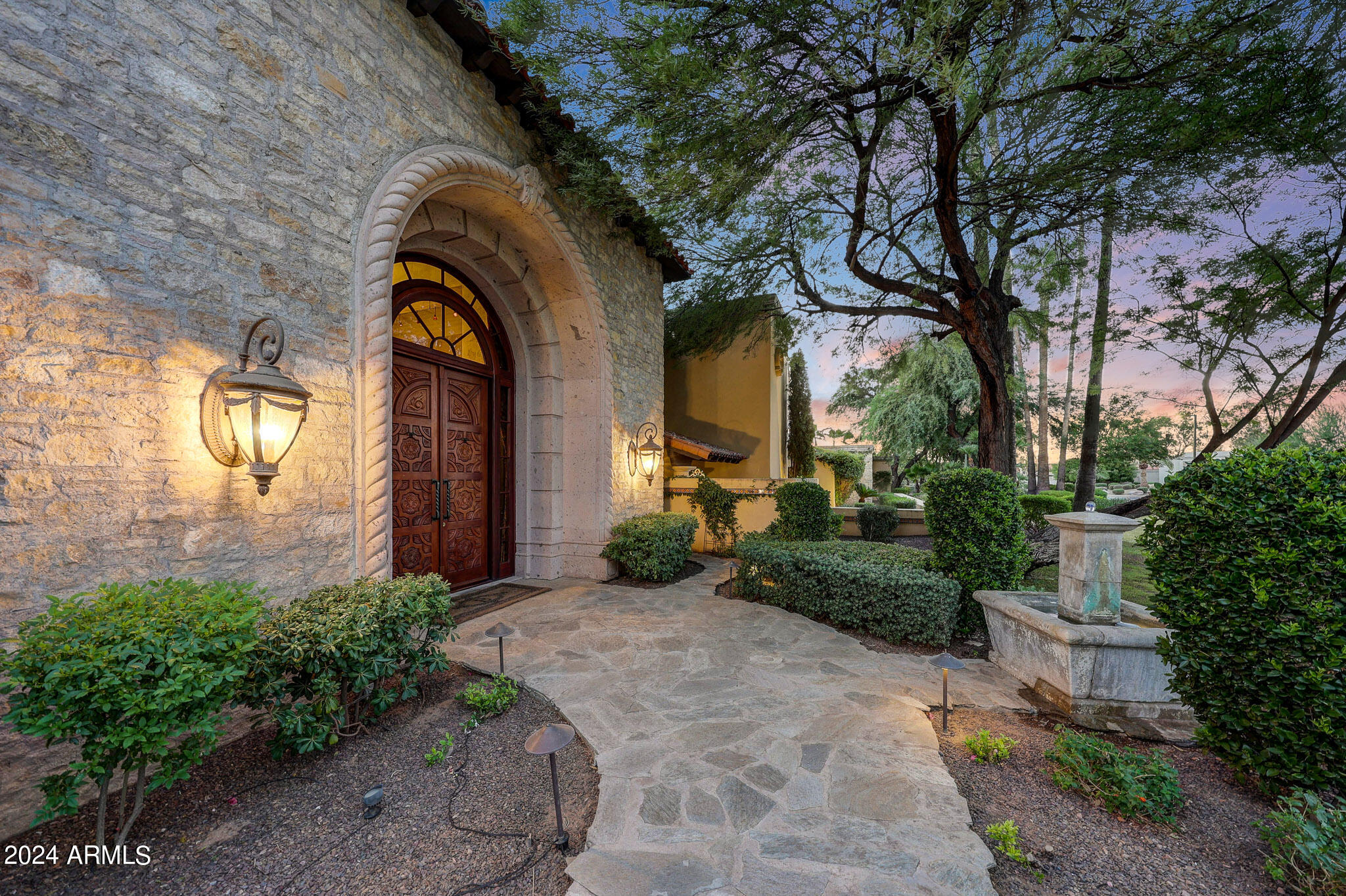 6107 E PARADISE Drive