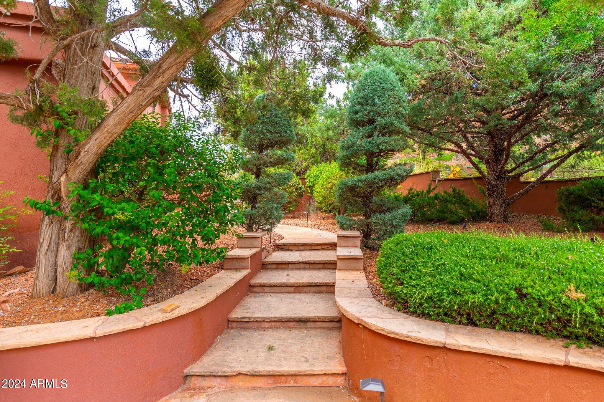 1275 DRY CREEK Road